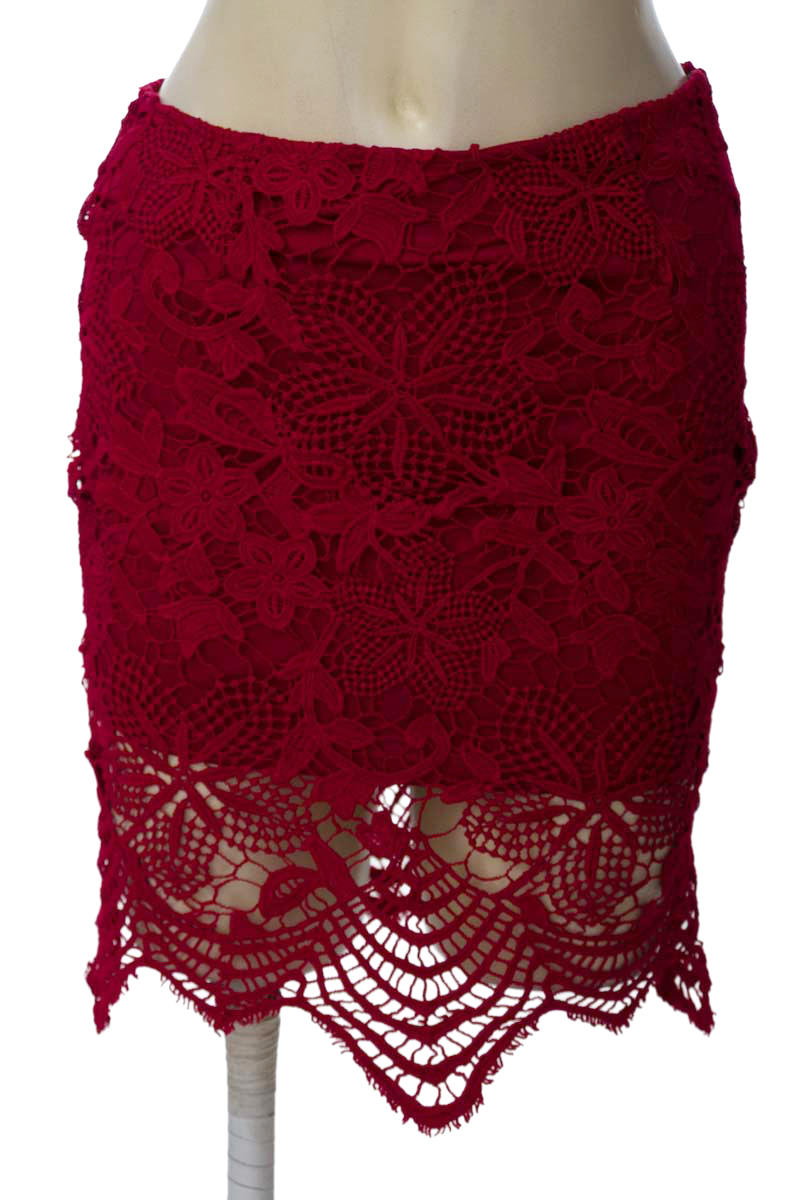 Falda color Vinotinto - Forever 21