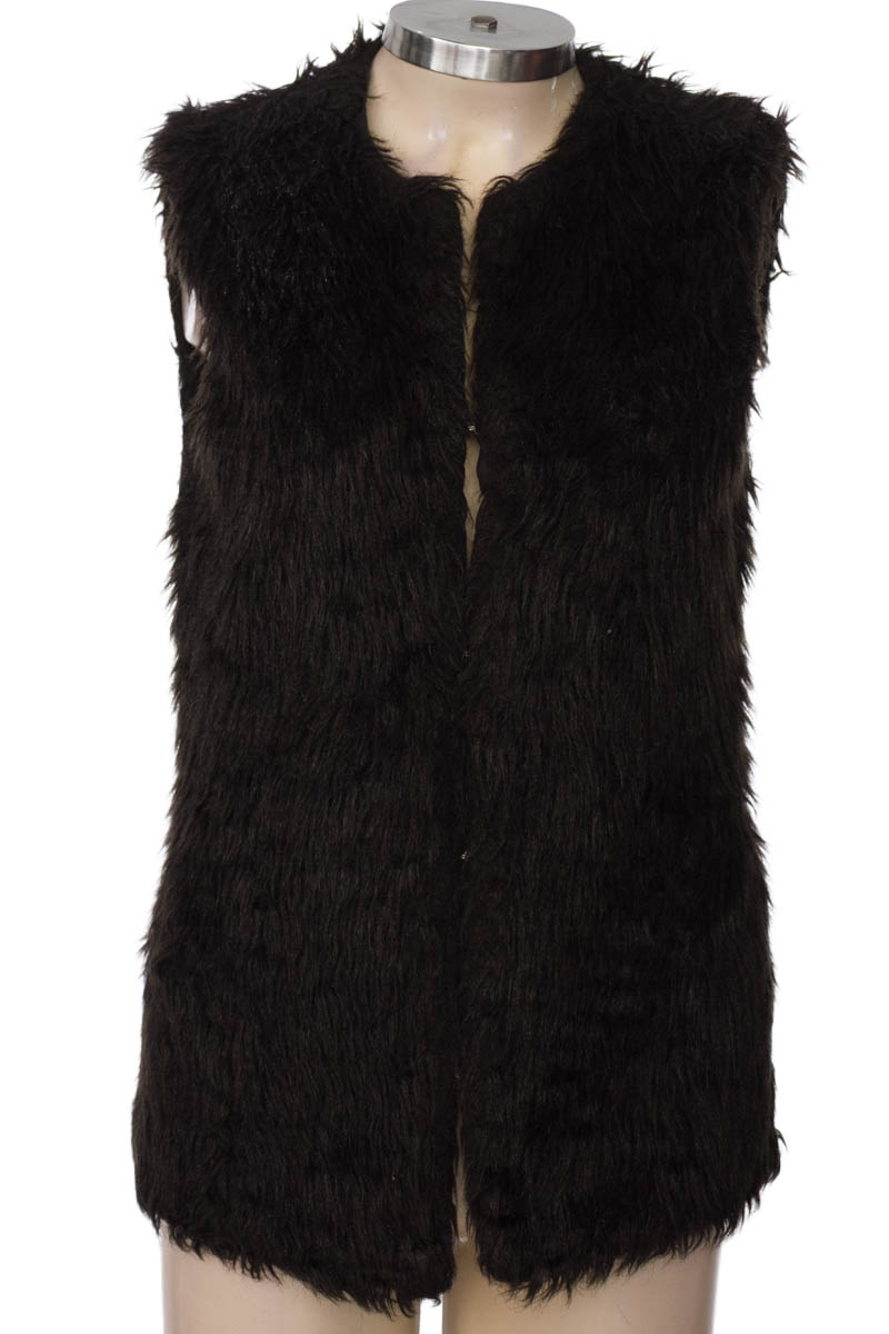 Chaqueta / Abrigo color Negro - Bershka