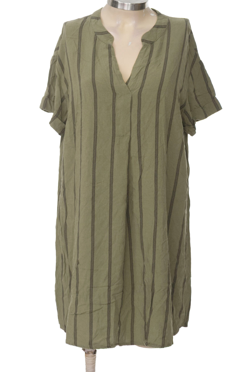 Vestido / Enterizo color Verde - Divided by H&M