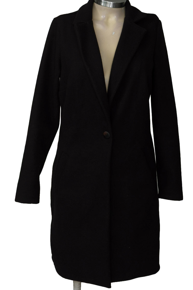 Chaqueta / Abrigo color Negro - Closeando