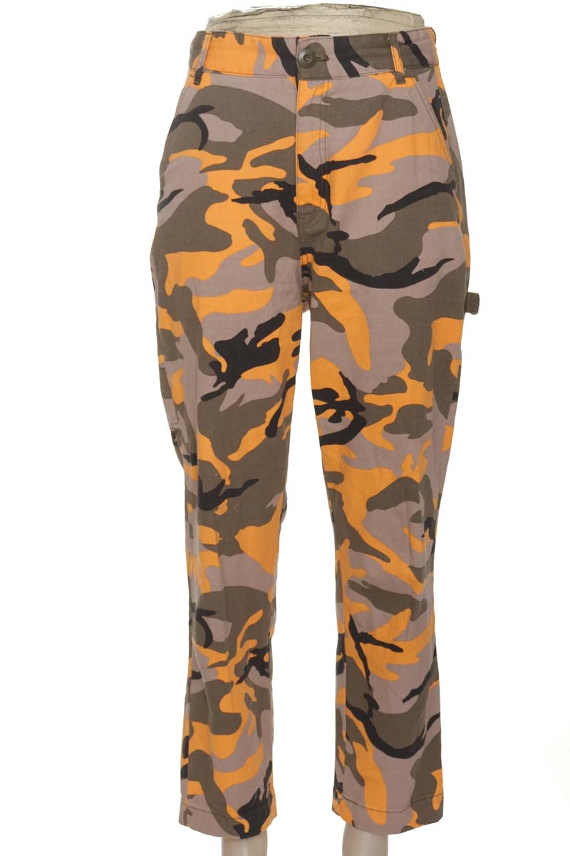 Pantalones color Estampado - Pull & Bear