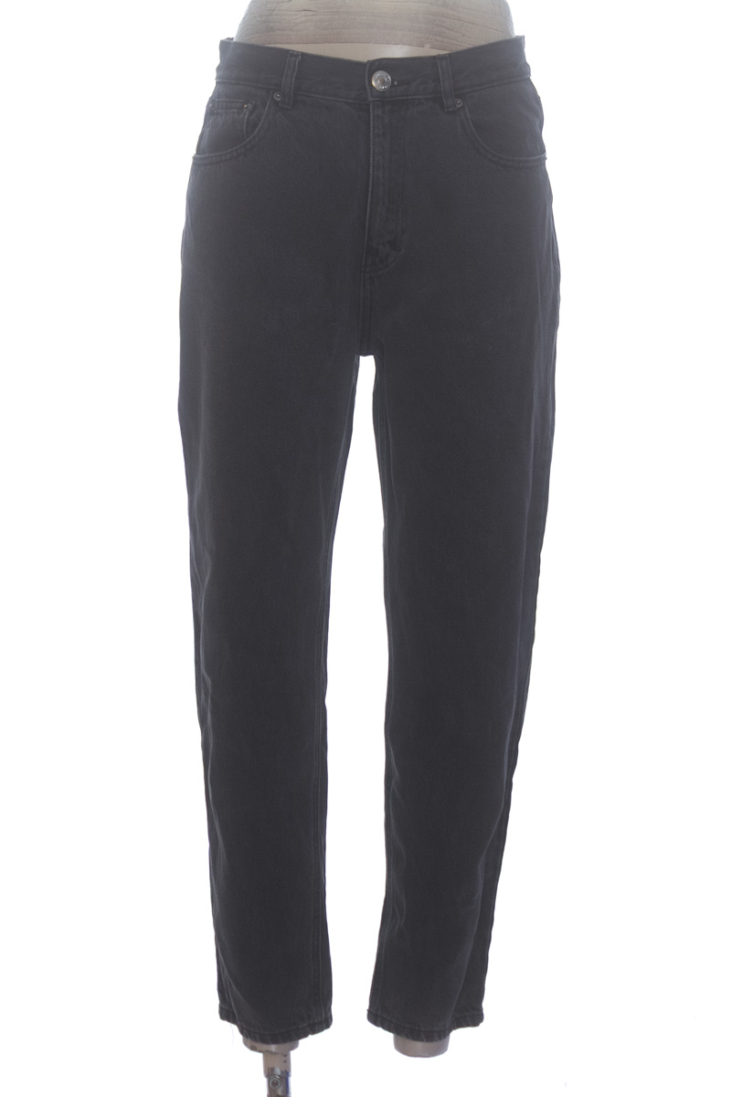 Pantalones color Negro - Pull & Bear
