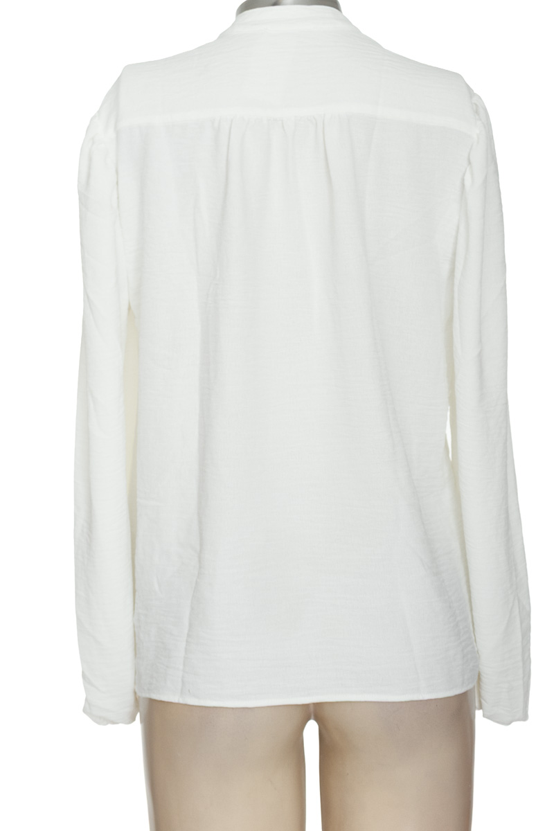Blusa color Blanco - Closeando