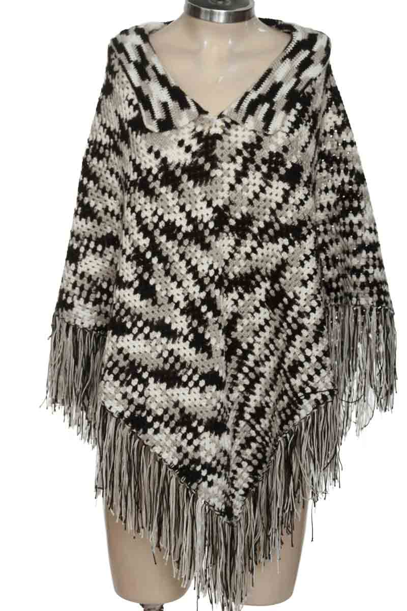 Sweater color Negro - Closeando