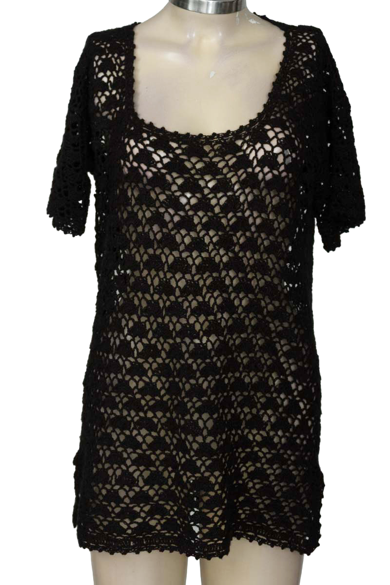 Blusa color Negro - Closeando