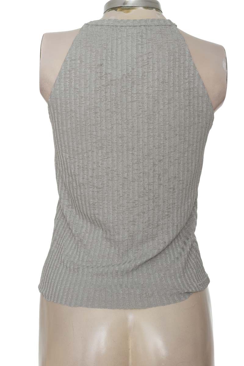 Top / Camiseta color Gris - Koaj