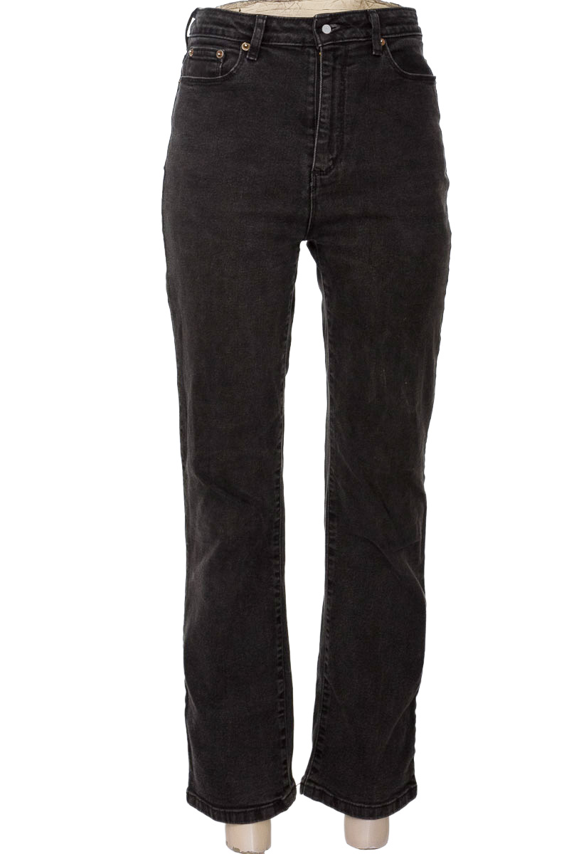 Pantalones color Negro - Arturo Calle