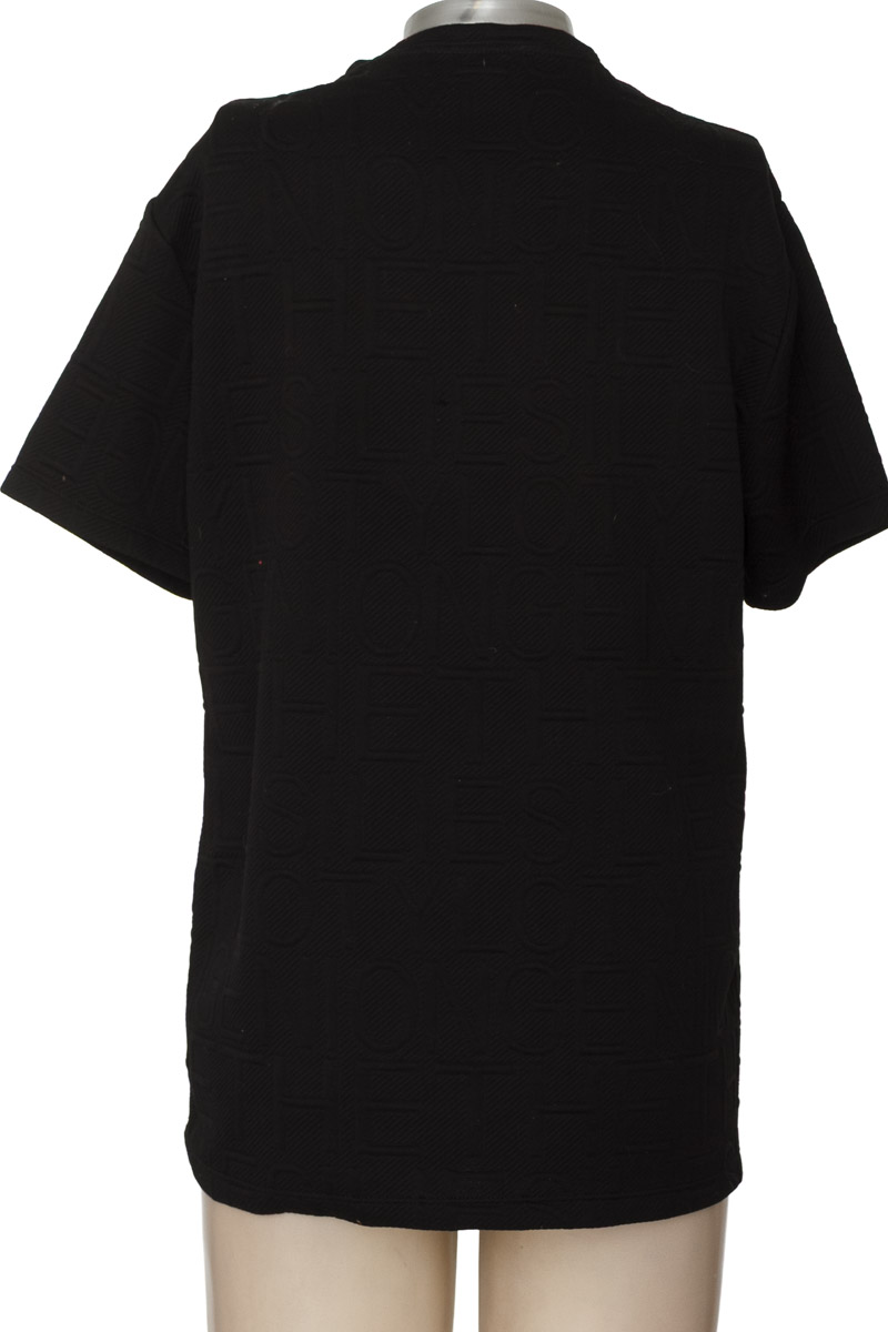 Top / Camiseta color Negro - Monastery Couture