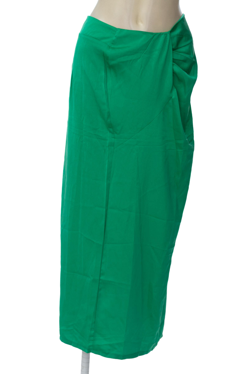 Falda color Verde - Closeando