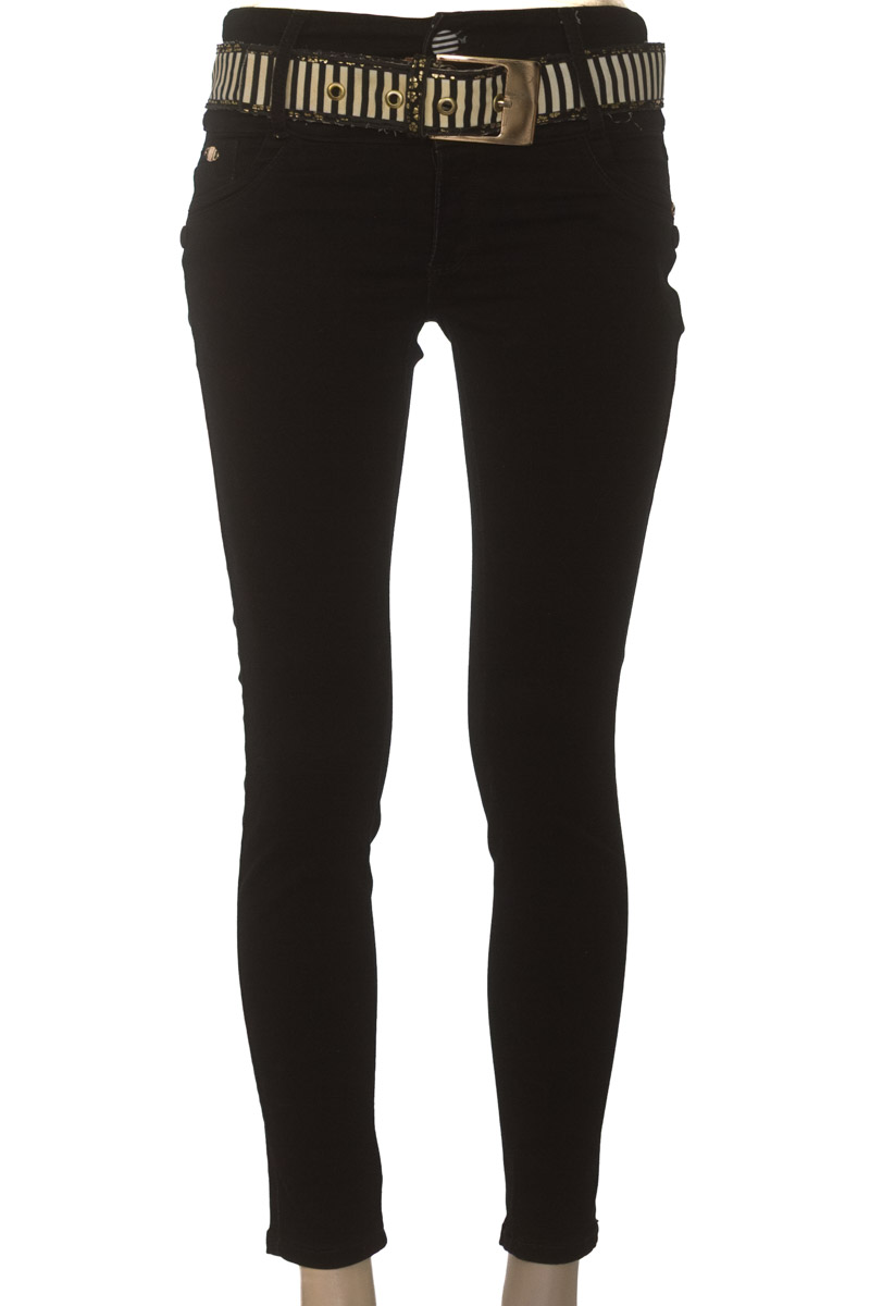 Pantalones color Negro - Macondo