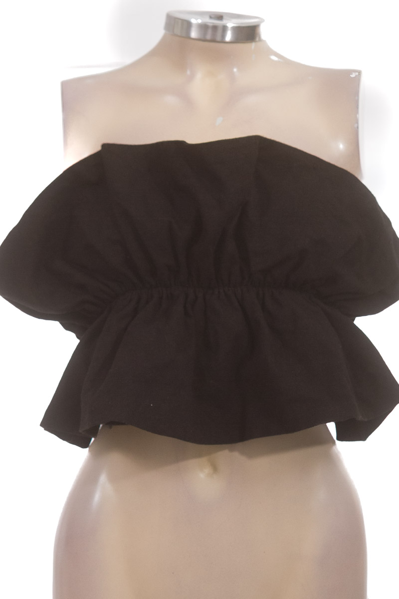 Top / Camiseta color Negro - Mercedes Campuzano