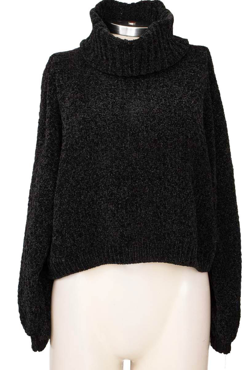 Sweater color Negro - Believe