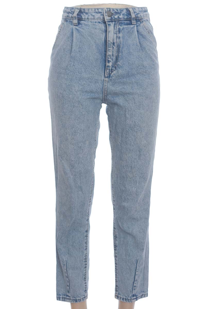 Pantalones color Azul - Stradivarius