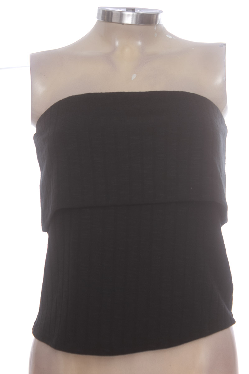 Top / Camiseta color Negro - Tennis