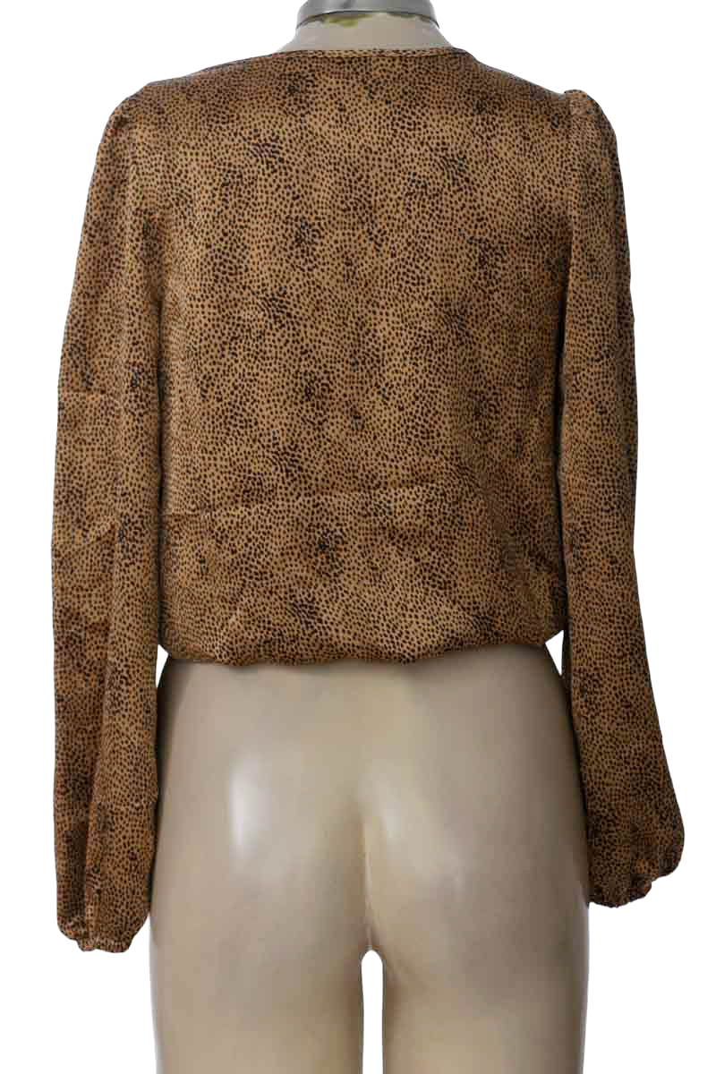 Blusa color Beige - Sincerely Jules