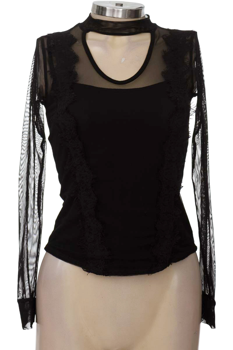 Top / Camiseta color Negro - Modana
