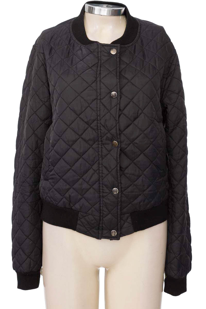 Chaqueta / Abrigo color Negro - Desconectado