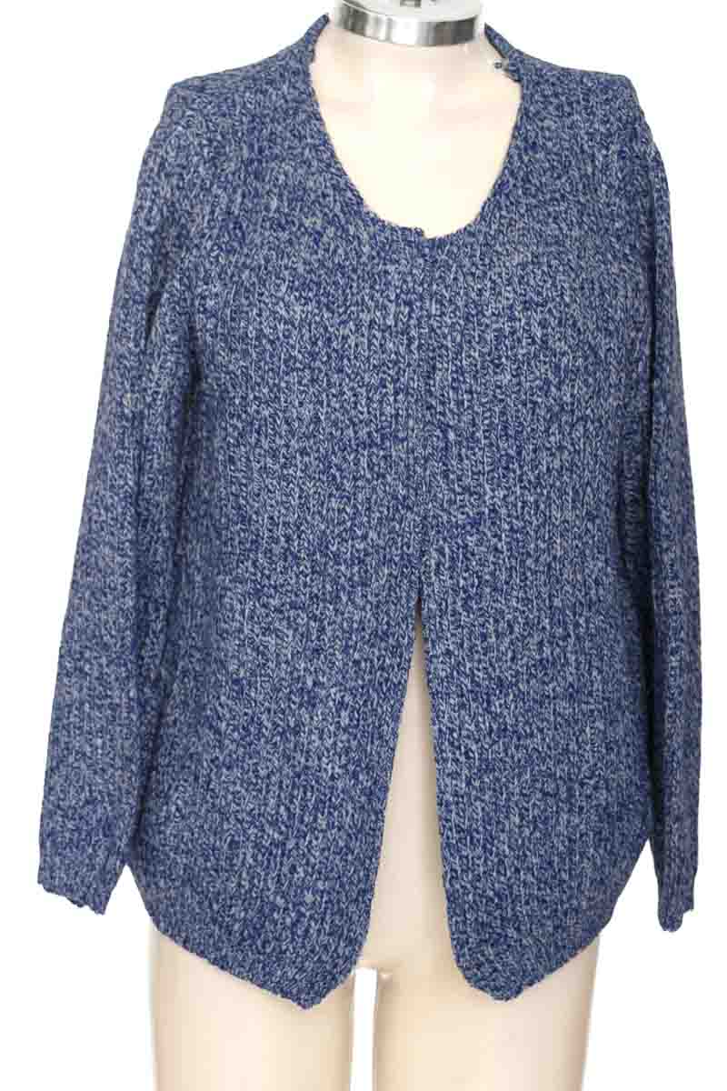 Sweater color Azul - Closeando