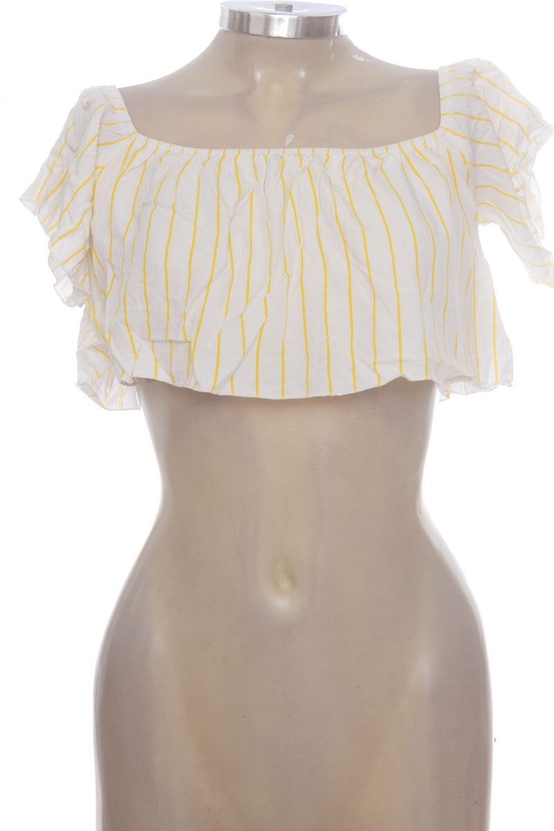 Top / Camiseta color Amarillo - Forever 21