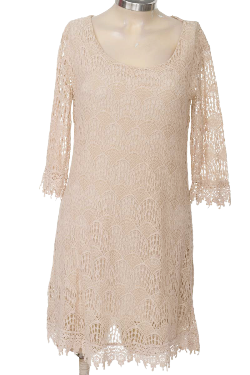 Vestido / Enterizo color Beige - M&G