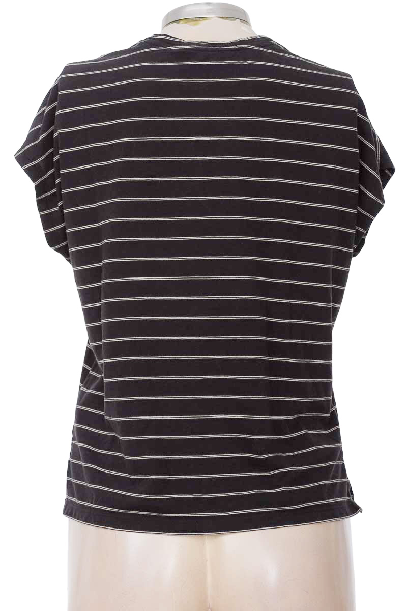 Top / Camiseta color Negro - Banana Republic
