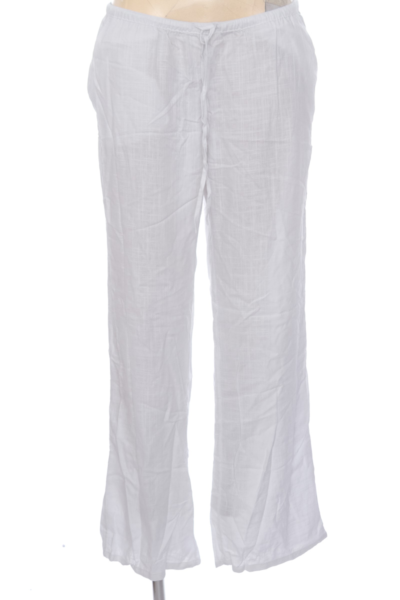 Pantalones color Blanco - Divided by H&M