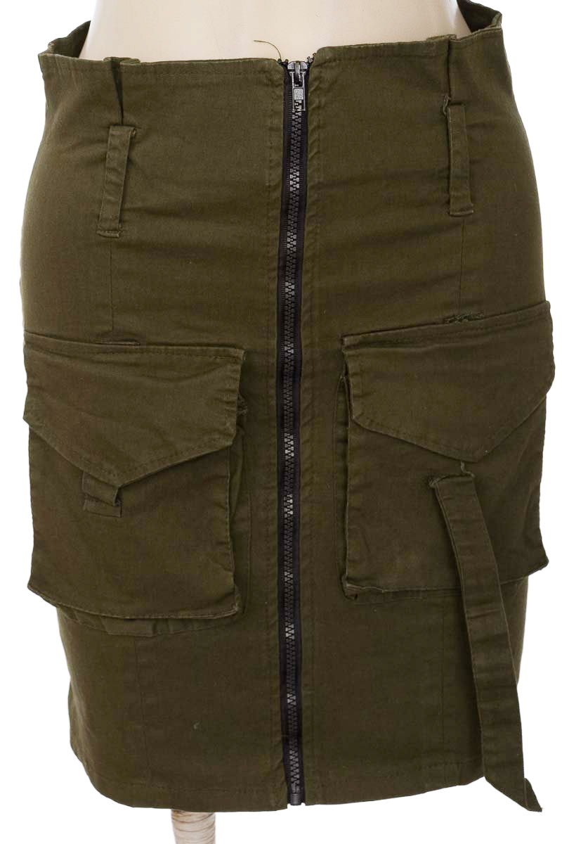 Falda color Verde - Desconectado