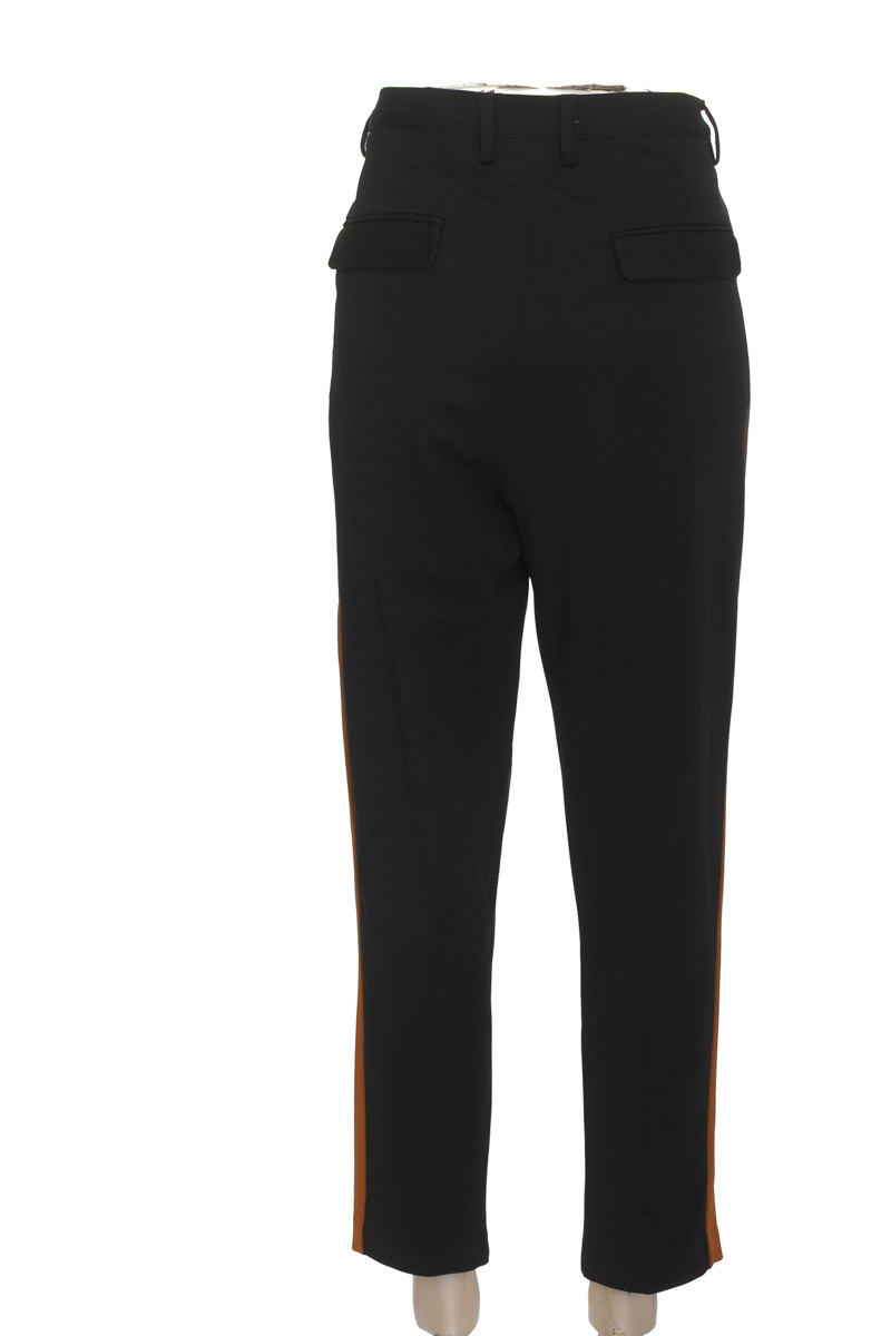 Pantalón color Negro - Zara