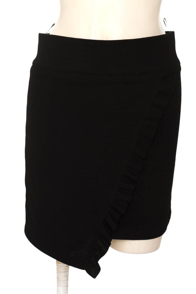 Falda color Negro - ELA