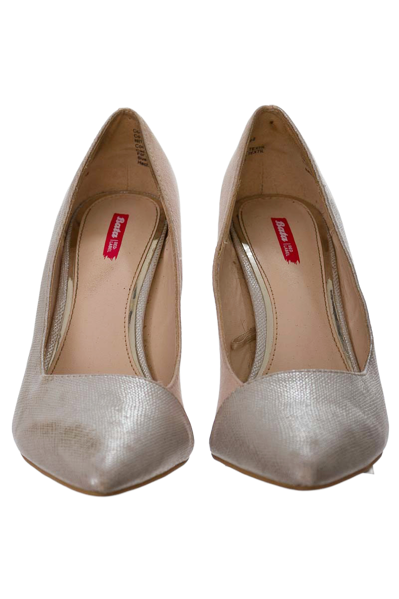 Zapatos color Plateado - Bata