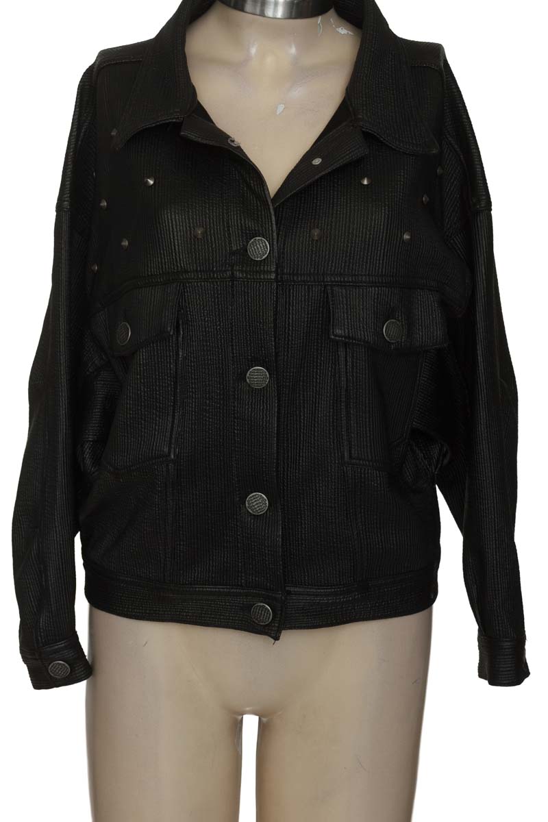 Chaqueta / Abrigo color Negro - Bisiesto