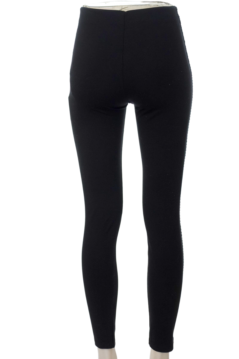 Pantalones color Negro - Z & F