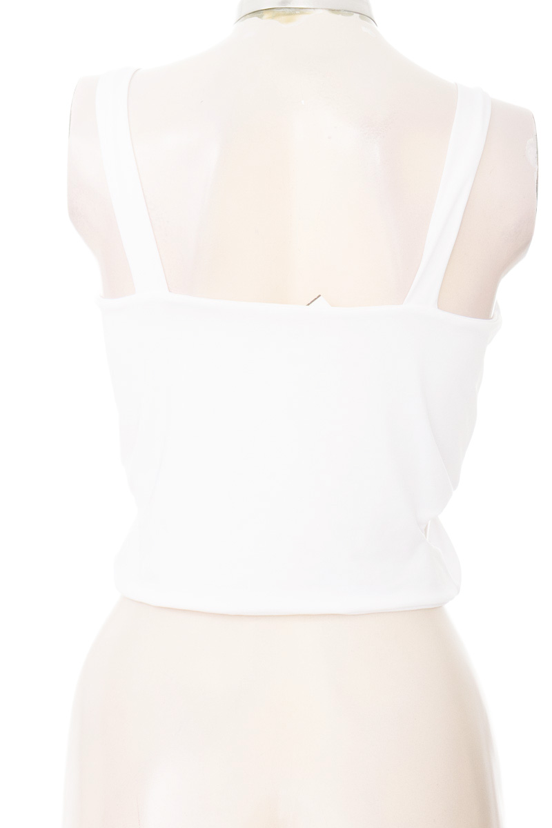Top / Camiseta color Blanco - Closeando
