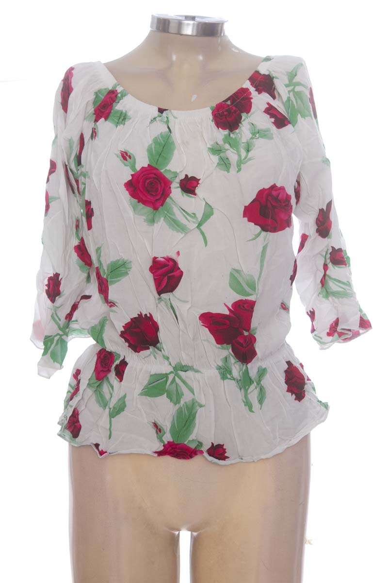 Blusa color Blanco - Closeando