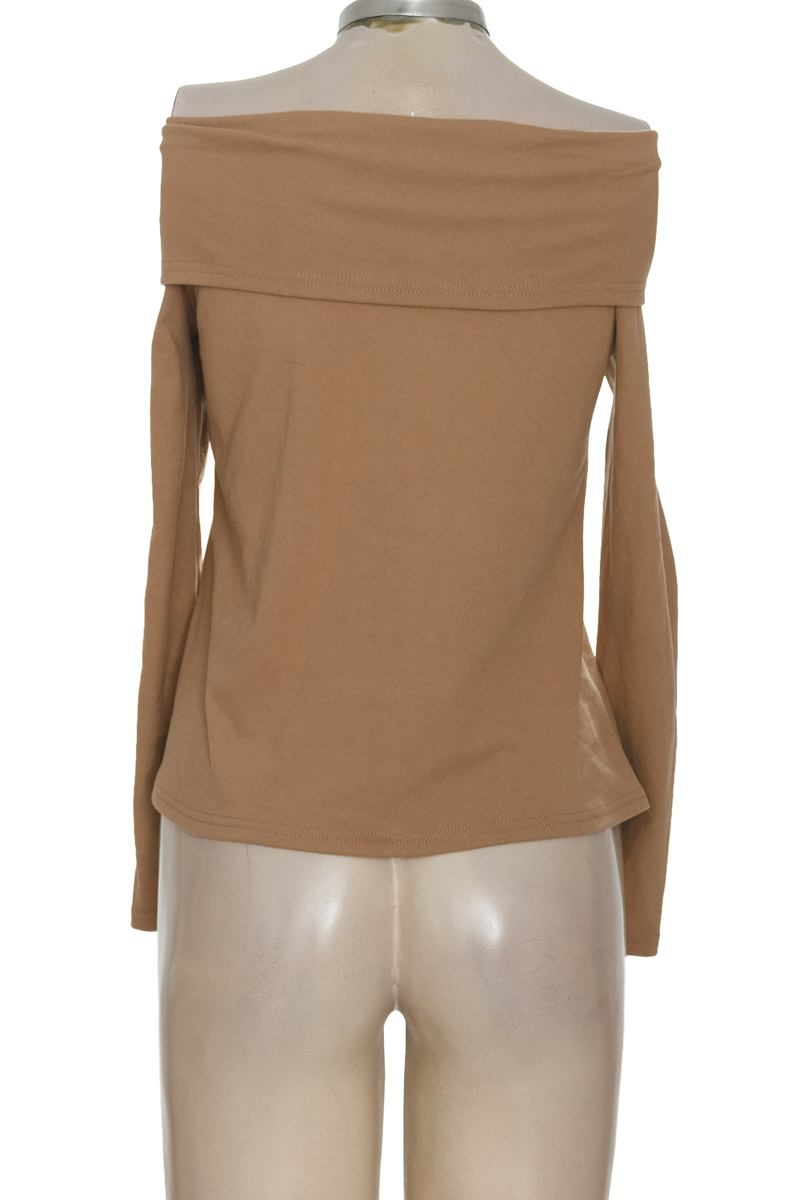 Sweater color Beige - Closeando