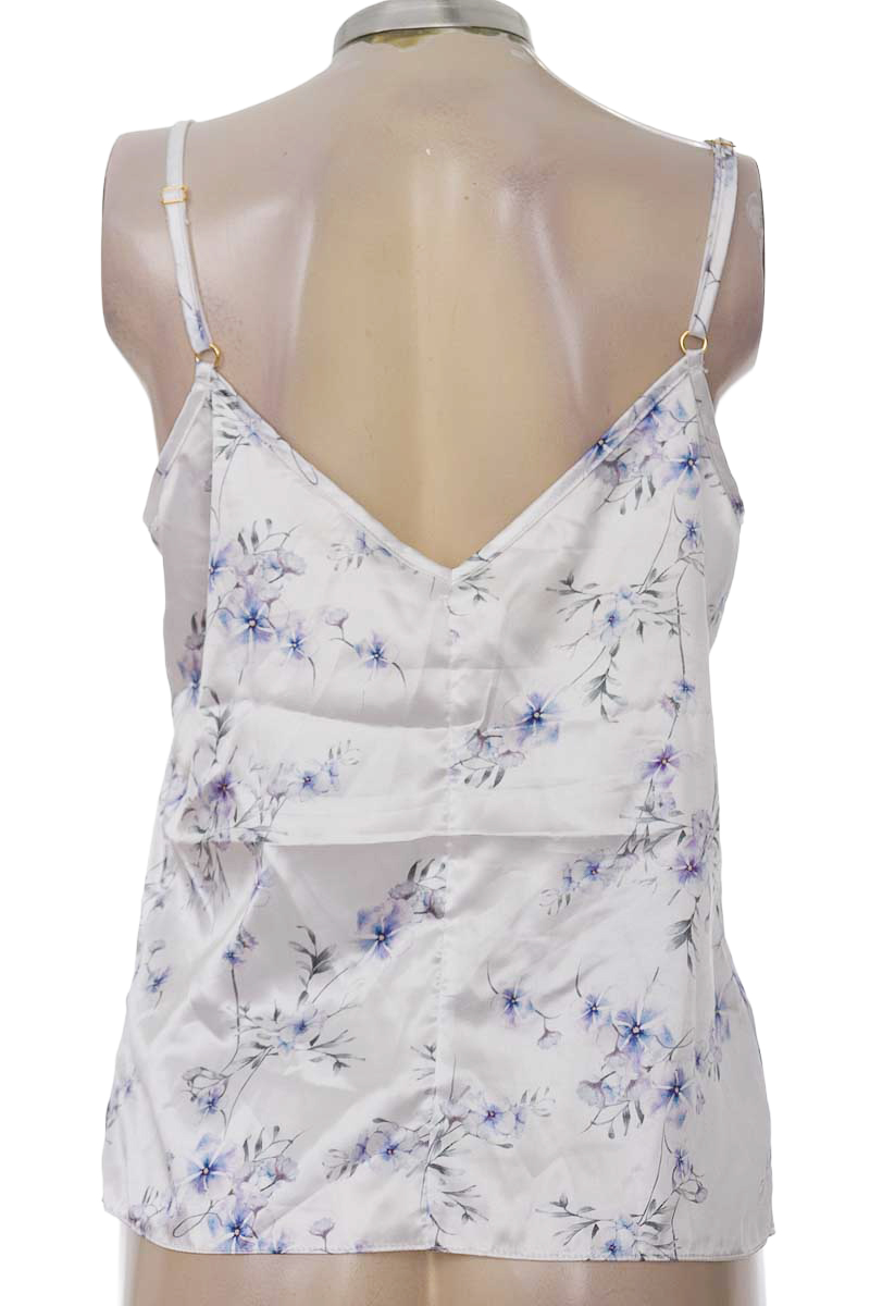 Top / Camiseta color Blanco - Provócame