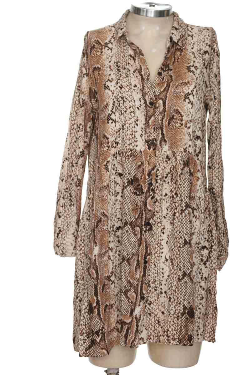 Vestido / Enterizo color Beige - Stradivarius