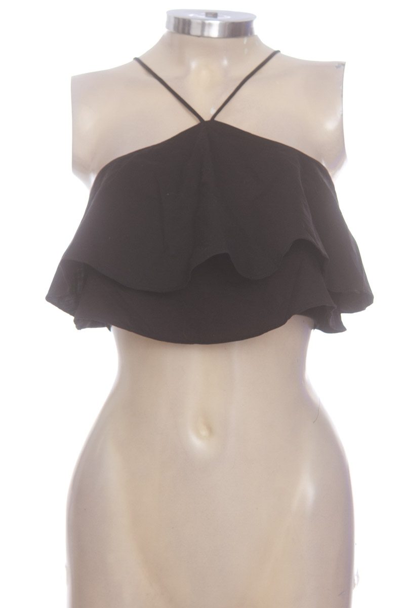 Top / Camiseta color Negro - Zara
