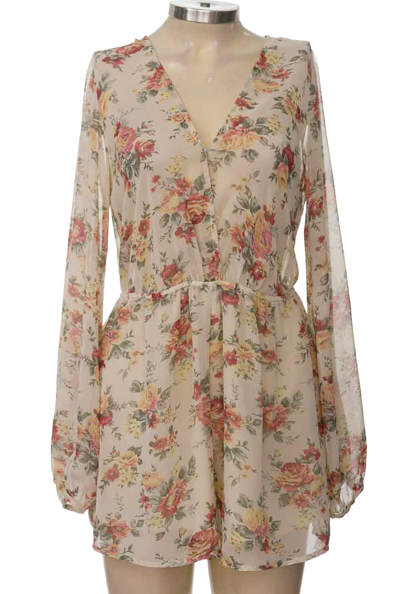 Vestido / Enterizo color Beige - Audrey 3 + 1