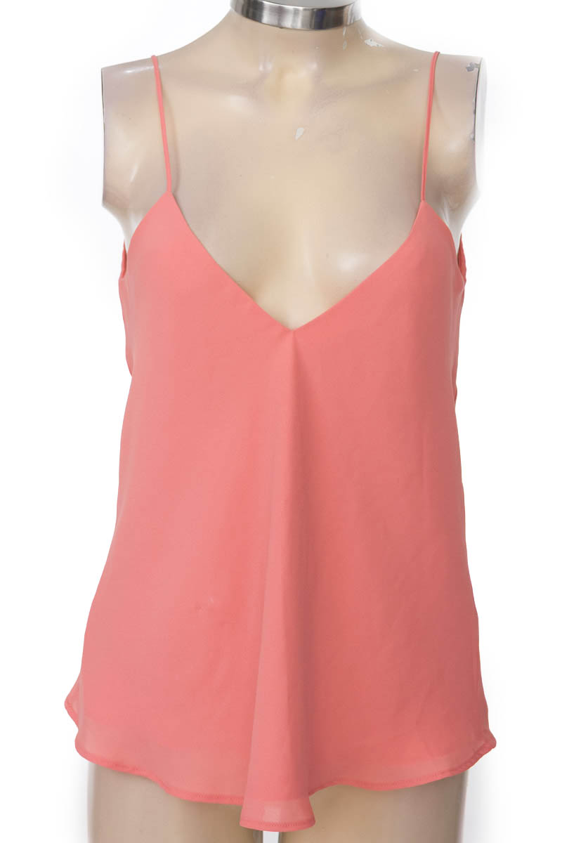 Top / Camiseta color Rosado - Arkitect Maestros Ancestrales