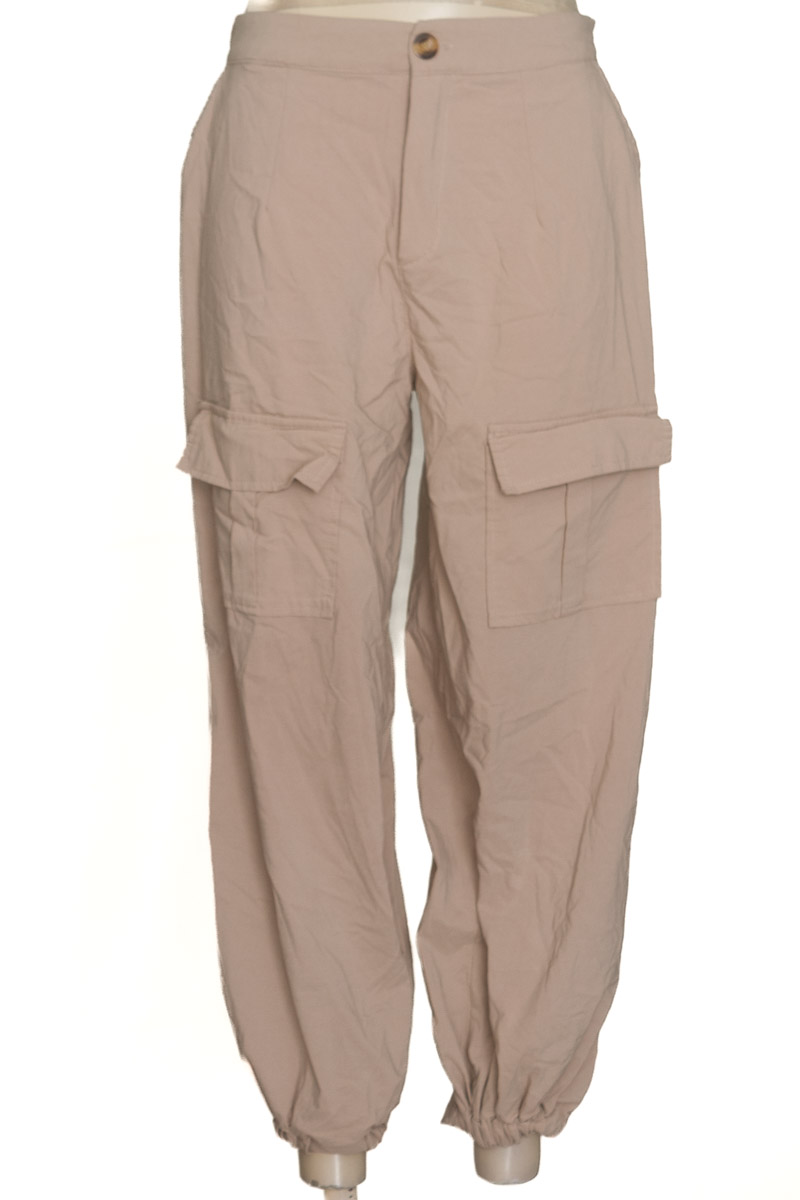 Pantalones color Beige - Closeando