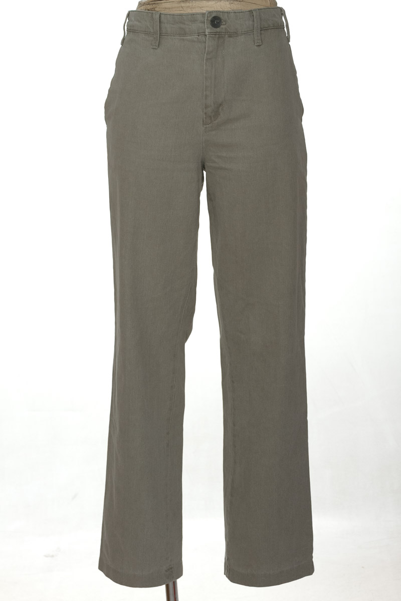 Pantalones color Verde - Zara