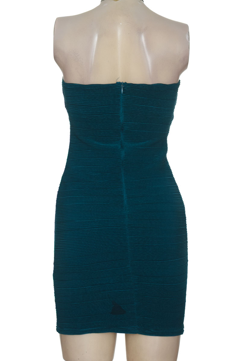 Vestido / Enterizo color Verde - Daisy