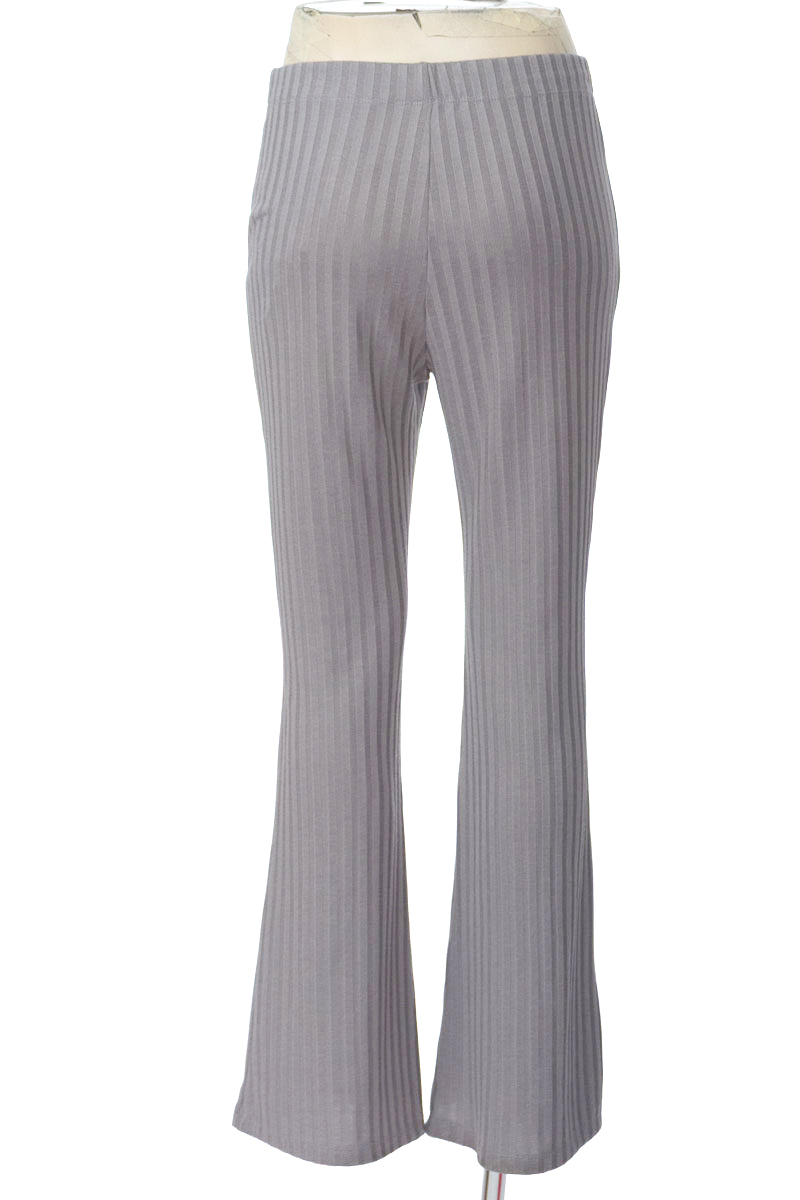 Pantalones color Gris - Divided by H&M