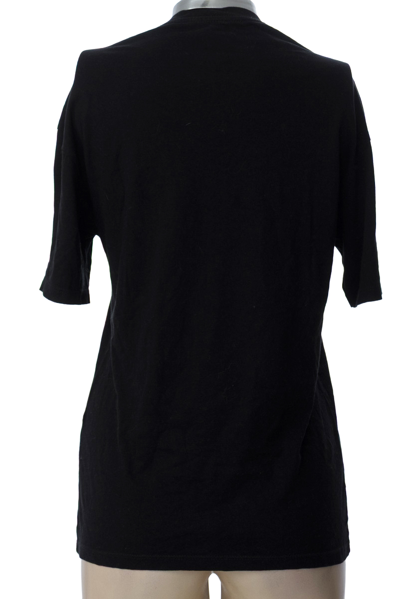 Top / Camiseta color Negro - Koaj