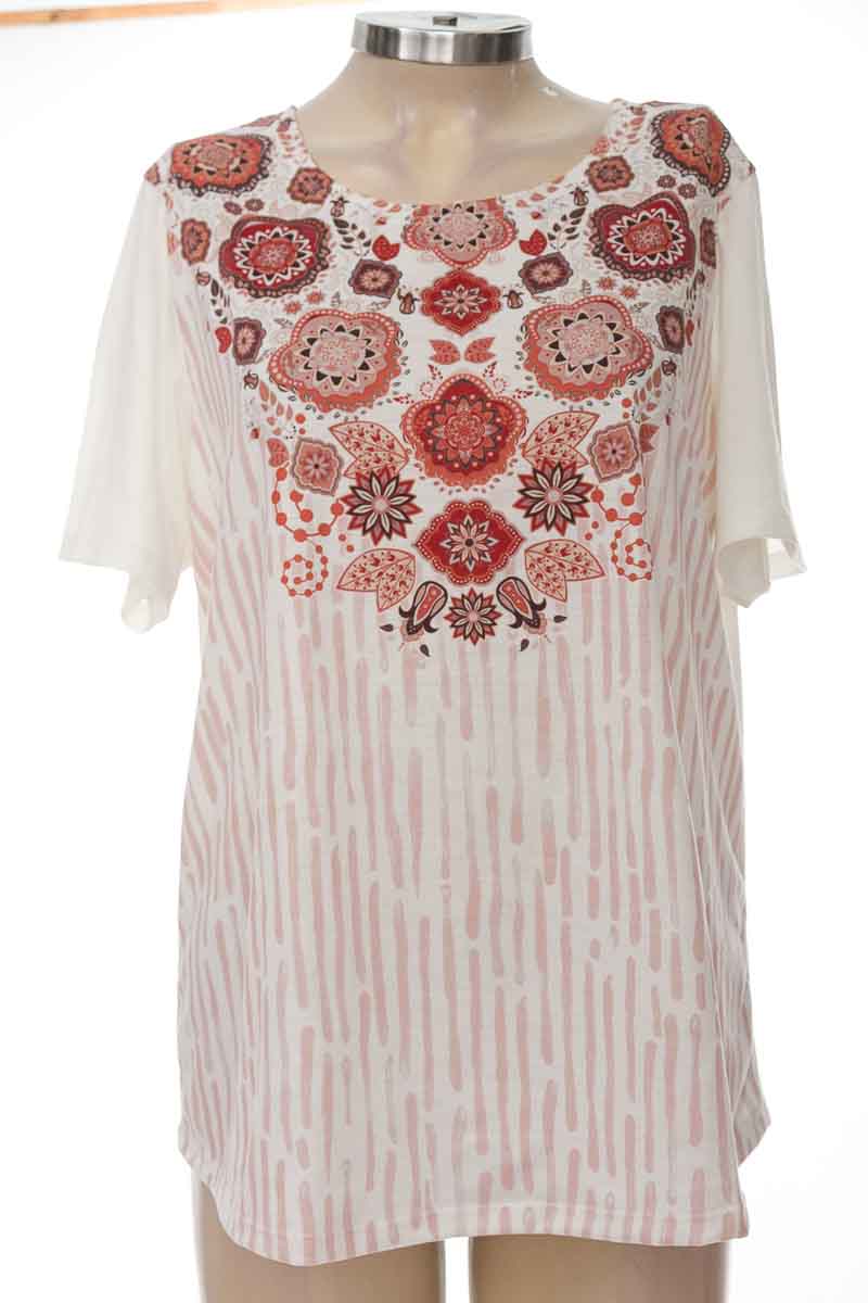 Top / Camiseta color Blanco - Bluss