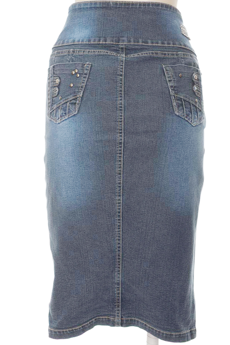 Falda color Azul - Closeando