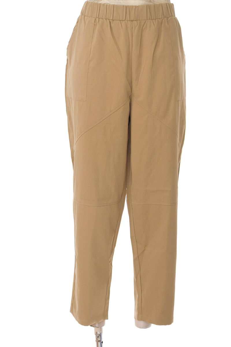 Pantalones color Verde - Closeando