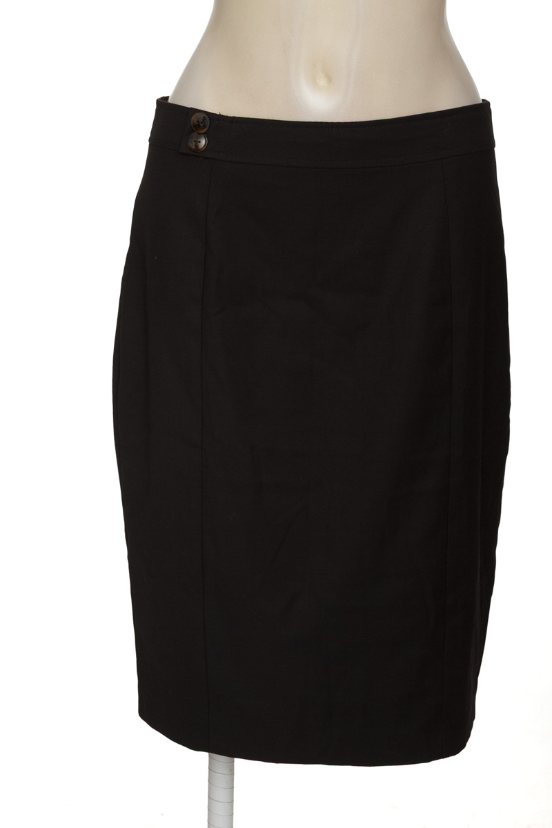 Falda color Negro - MNG