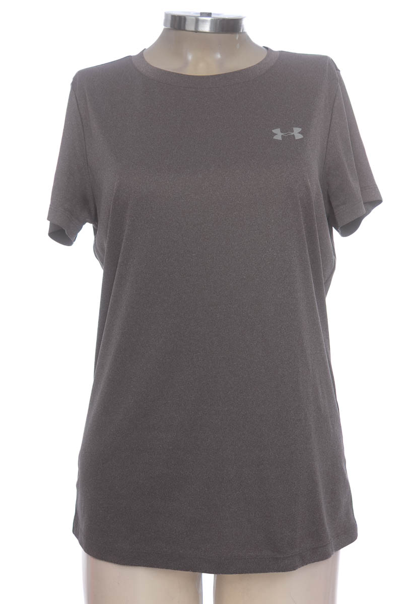 Ropa Deportiva / Salida de Baño color Gris - Under Armour